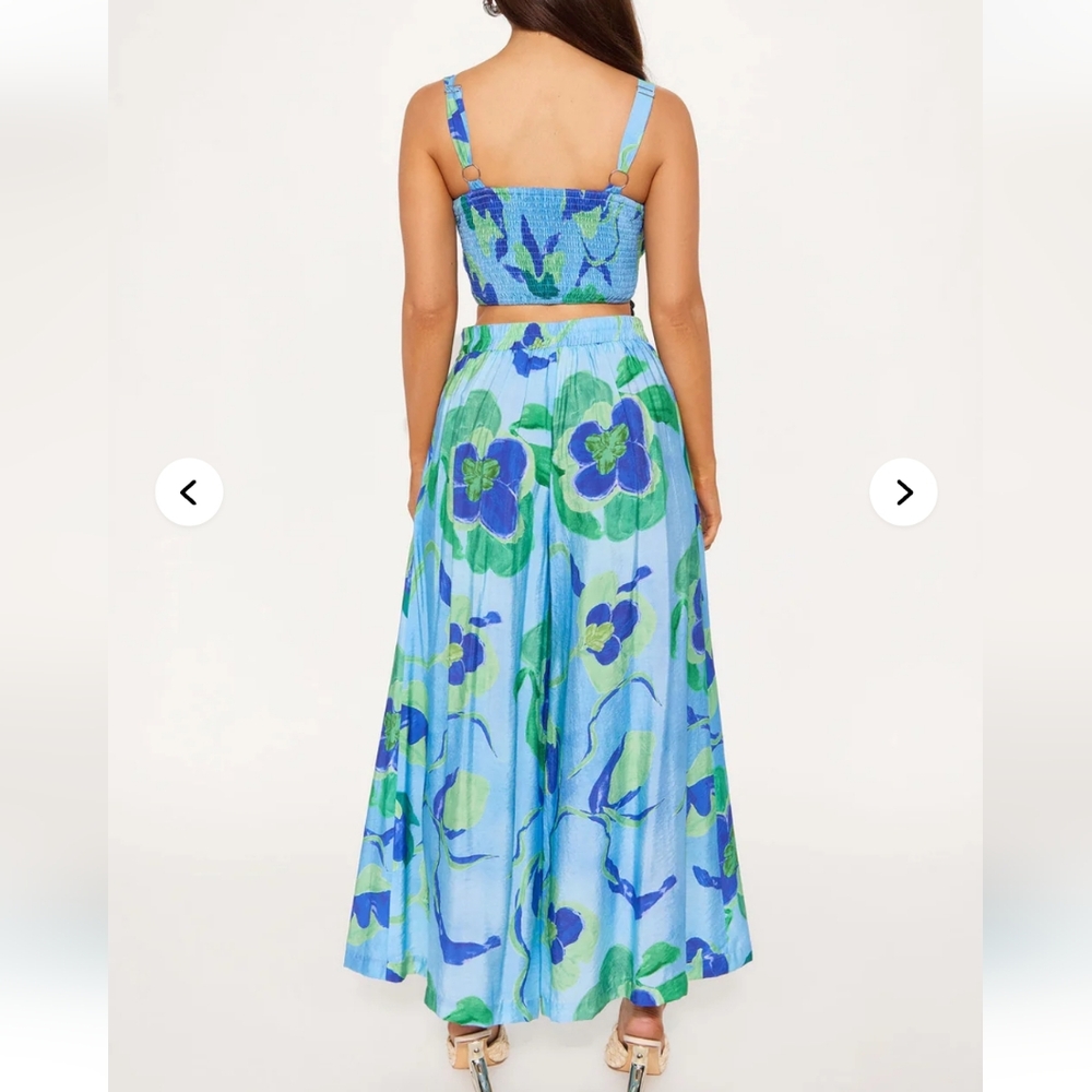 NWT Blue Floral Two-Piece Set Size XL - Picture 2 of 3